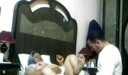 Він їсть поганих польські порно фільми хлопців
